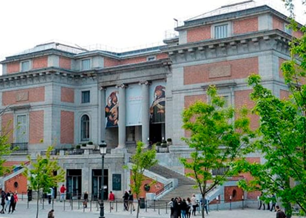 Hostal Paseo del Prado en Madrid cerca del Museo del Prado