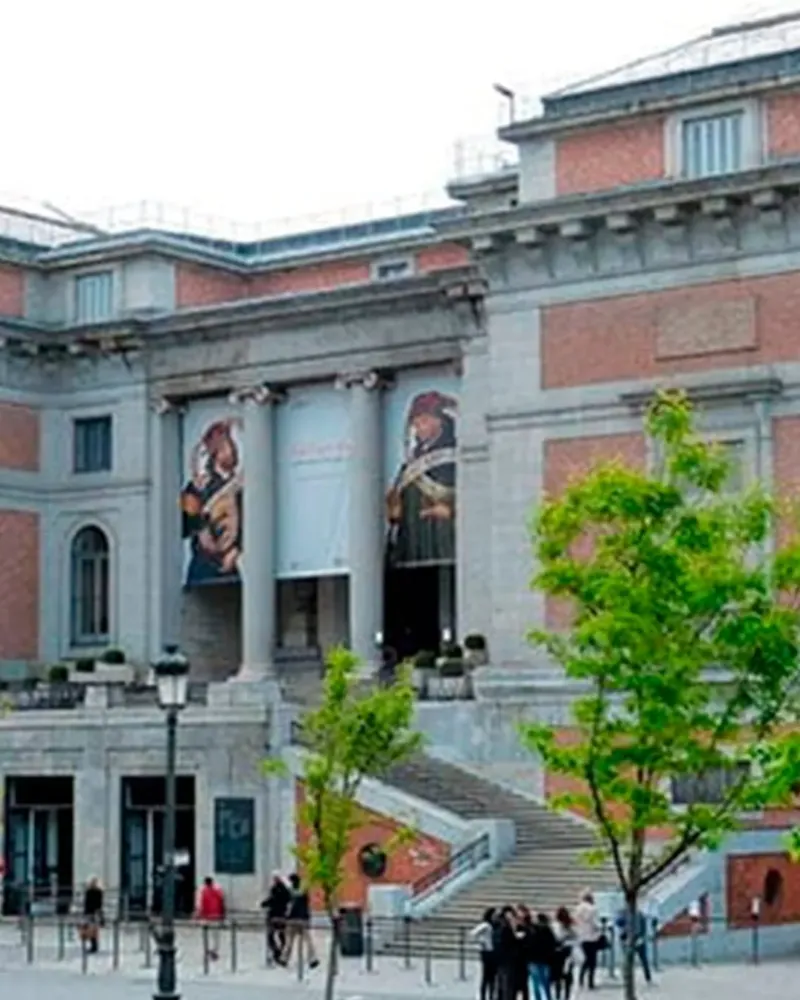 Museo del Prado, junto al Hostal Bruña en Madrid